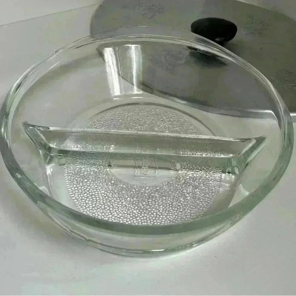 Vintage Glasbake USA divided dish J2352 with aluminum lid and Bakelite knob - Picture 4 of 11